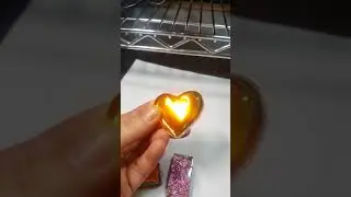 Resin Vinyl Color Shift Pendants