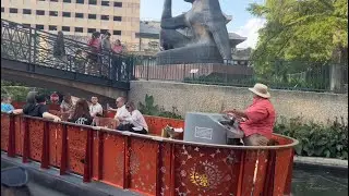 San Antonio Riverwalk#futurekids#journey #kidsentertainment#kidstour#visittexas#sanantonioriverwalk