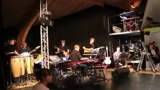 Bag om Musikteater 2015
