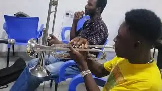 Best highlife grooves with #Trumpet🎺 and Lead guitar solo @koda