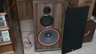 Sansui B2101 Power Amplifier and Cerwin Vega DX-9 Speakers: Demo