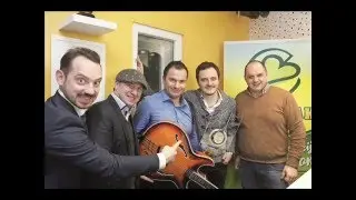 Ansambel Modrijani - Si srečna z mano (studijski posnetek)