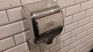 (Bluedry Ecodry) Hand Dryer @ Costa Coffee at Next 🚻 1/2, Manchester Arndale Shopping Centre