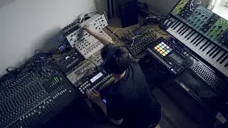 VOLTAGE Podcast 14 - Benjamin Damage LIVE