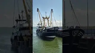 Vlissingen Netherlands Boatlock @TravelwithHugoF  #boatlock #sluicebox #sluice #sluis