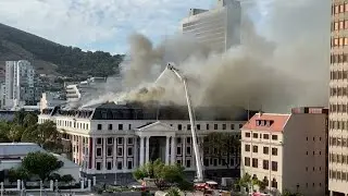 Devastating fire at South African Parliament restarts after lull • FRANCE 24 English