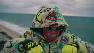 Juney Knotzz - Aliens in Miami (Official Music Video)