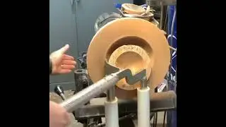 &ldquo;Abstechen von Holzschalen Rohlingen 🍵  Tolles Werkzeug!  Parting of wood bowl blanks 🍵  Nice too