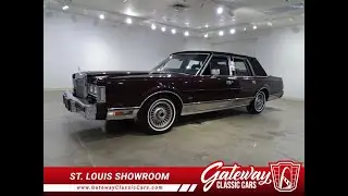 Lincoln Town Car 1988 года выпуска, Gateway Classic Cars, Сент-Луис, № 10014