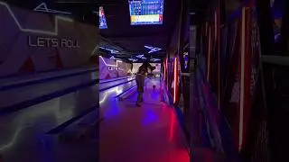 ✌🏻 #fungame #tenpins #bowling #geetanjalimehta