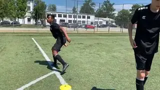 Zweikampftraining am Deutschen Fußball Internat