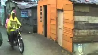 Noche de miedo en el barrio dominicano La Barquita