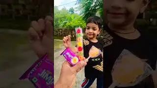 I gave chips, chocolate and cheese to the cute baby 😋🍟🍫😋 #shorts #viral #viralvideo #viralshorts