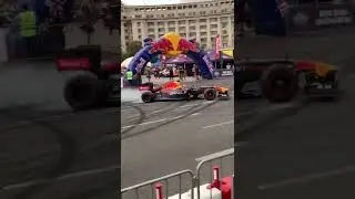 RED BULL RACING SHOW RUN - RB7