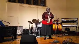 mama on -Oh Happy Day on the  Saxophone