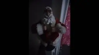 Flashing Santa on low batteries