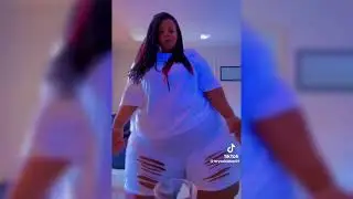 Tall Ssbbw Pear Shaped Wide Hips Outfit Ideas Female Fashion Modeling 