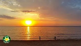 Спокойное море и расслабляющий шум прибоя на рассвете