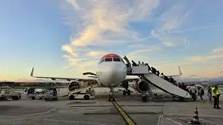 [TAKEOFF] easyJet A320 - Sunset Takeoff from Naples with Beautiful Ocean Views