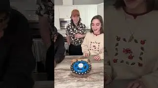 Она ничего не смогла придумать! Конкурс настольных игр Tapple с @BrynLamanna и @Tyresenope