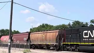 CN 5456 coming into Waterloo yard