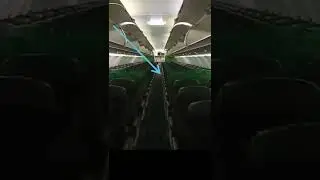 Призрак пойман в пустом самолете #шорты