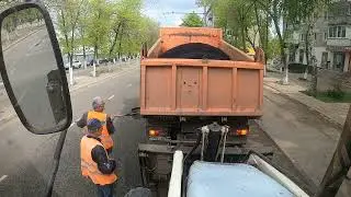 Продолжаем выставлять цветочные сигмы. Ложим асфальт в дождь.