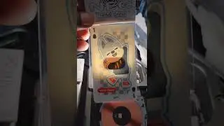 Figuring out how these Galaxy Theme cards work...