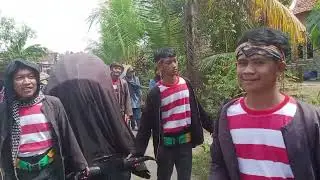 Lagu bruntu versi depok KS putra dari desa majasih show desa mekargading kec sliyeg kab Indramayu