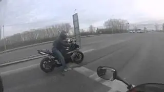 Прохват на VFR 800 с yamaha R1