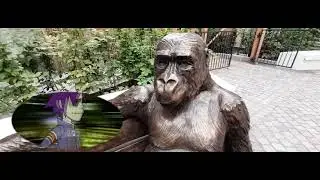 &rdquo;LINK KONG&rdquo; - Skyscrapers & Gorillas . &rdquo;Parading&rdquo; Act 3 !
