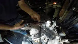 The black smith making tongs easy way