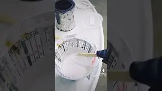 Playing with aircraft paint on a real Gulfstream