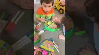 super easy and fun egg coloring #happyeaster #easteregg #eggcoloring#shortsvideo #shorts #viral