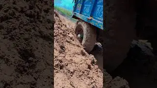 Mahindra 215 🚜😭😭#challenge#Mahindra2025 #YuvoTech Plus #MahindraOJA #MahindraXPSeries #Mahindr