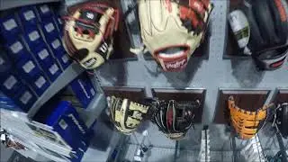 How To CHRISTMAS SHOP For A Baseball Player!! Gloves, Gloves, Gloves