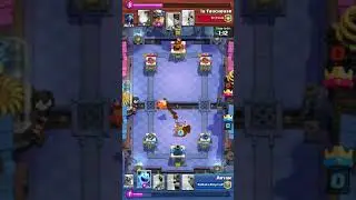 Zappies and Hunter Gameplay | Clash Royale |