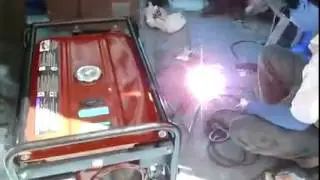 PLANTA DE SOLDAR A GASOLINA 16 HP SDW 210E