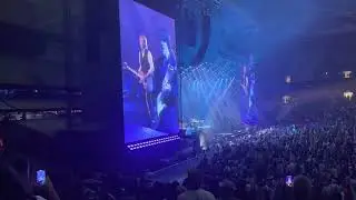 Remember that time when an 80 year old Beatle shredded Hendrix?