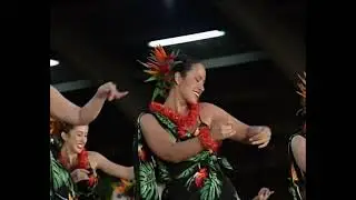 Hālau Hula Olana (Second Place Wahine 'Auana) | Merrie Monarch Festival 2001