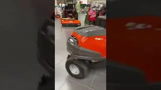 Husqvarna R 420TsX AWD Turning maneuverability #Husqvarna #lawnmower #machinery #clarkesofcavan