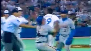 Joe Carter Not Fond About Jaime Navarro&rsquo;s Pitch