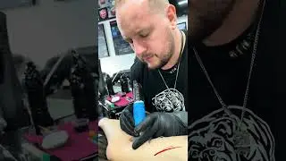 Blue Rose in Fire Leg Tattoo Projekt Girl Dimi Tattoo Old Dragon Ink