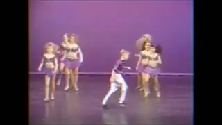 Ryan Gosling Dancing as a Kid to Migos (Bad and Boujee)