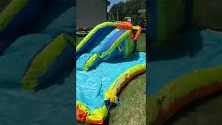 Setting up a Banzai Big Blast Water Park 💦 #toysforkids #summerfun #shorts