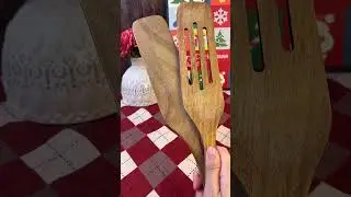 Perfect Christmas Gifts for Kitchen Lovers #kitchen #cooking #baking #spatula