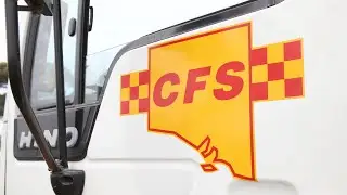 Firefighter dies while battling blaze in South Australia