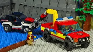 Lego City Beach Crash Car Rescue