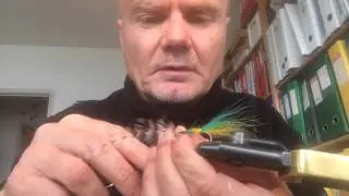 Fly Tying the Color Spectrum - Streamer Tobis