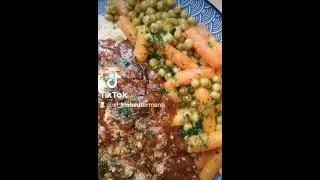 Rindergulasch mit Mischgem&uuml;se und Nudelreis